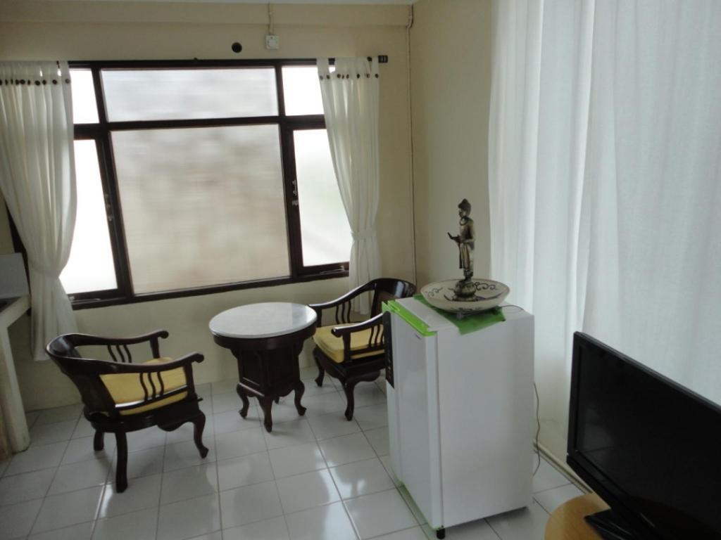 Urbanview Hotel Wayan Mansion Dempasar Cameră foto